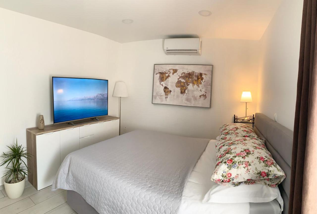 Apartment Ana Sea View Makarska Esterno foto